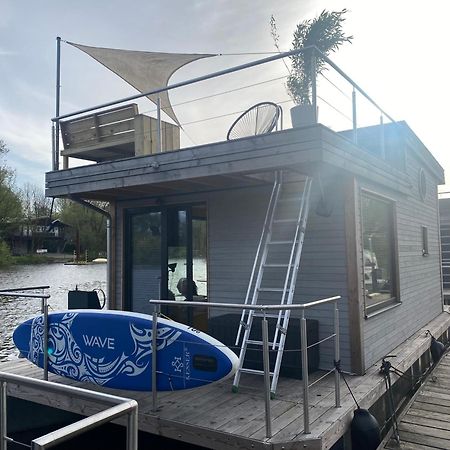 Hausboot Off Im Diamantgraben An Der Elbe Hotel Hamburgo Exterior foto