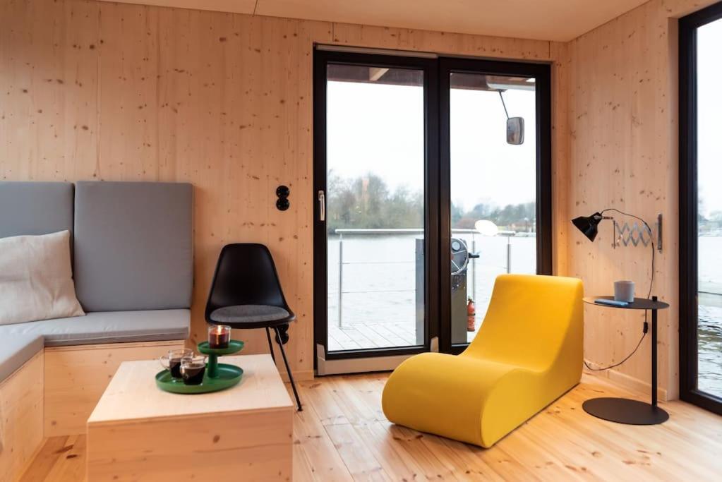 Hausboot Off Im Diamantgraben An Der Elbe Hotel Hamburgo Exterior foto