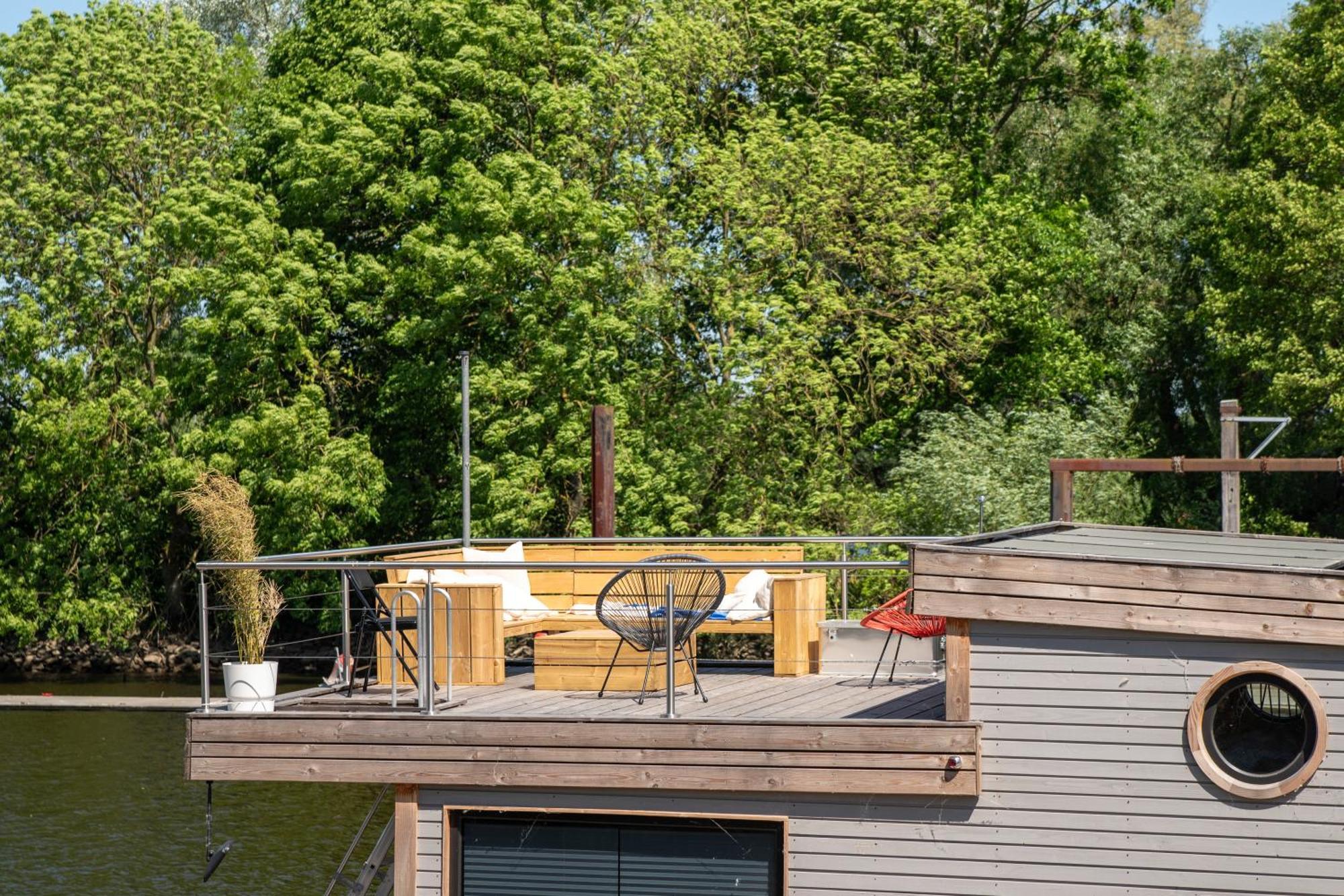 Hausboot Off Im Diamantgraben An Der Elbe Hotel Hamburgo Exterior foto
